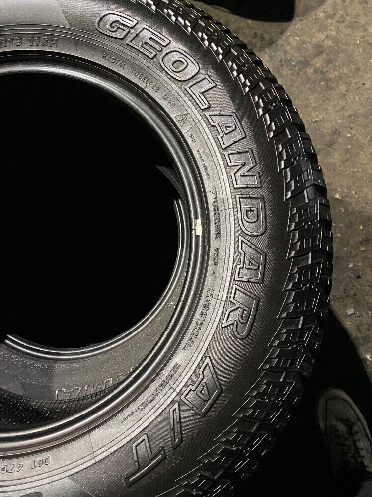 265/70/18" Yokohama Geolandar - 4