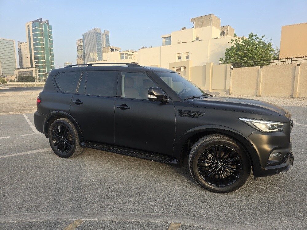 infiity QX 80 black edition - 2