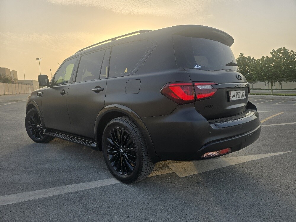 infiity QX 80 black edition - 3