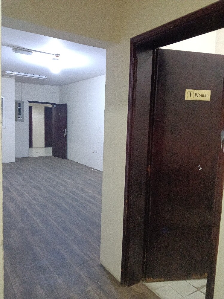 rent commercial offices Farousiy3 - 9