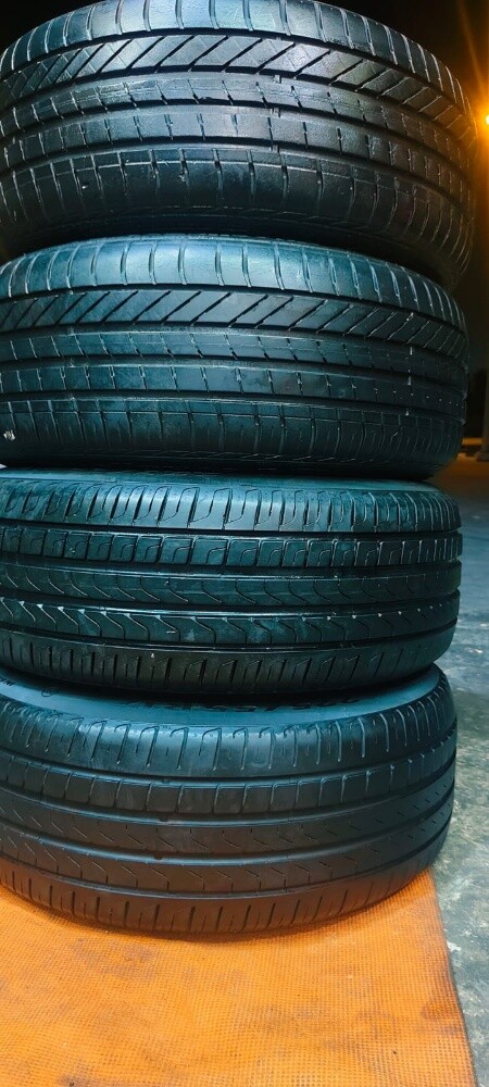 225/55R17 - 2