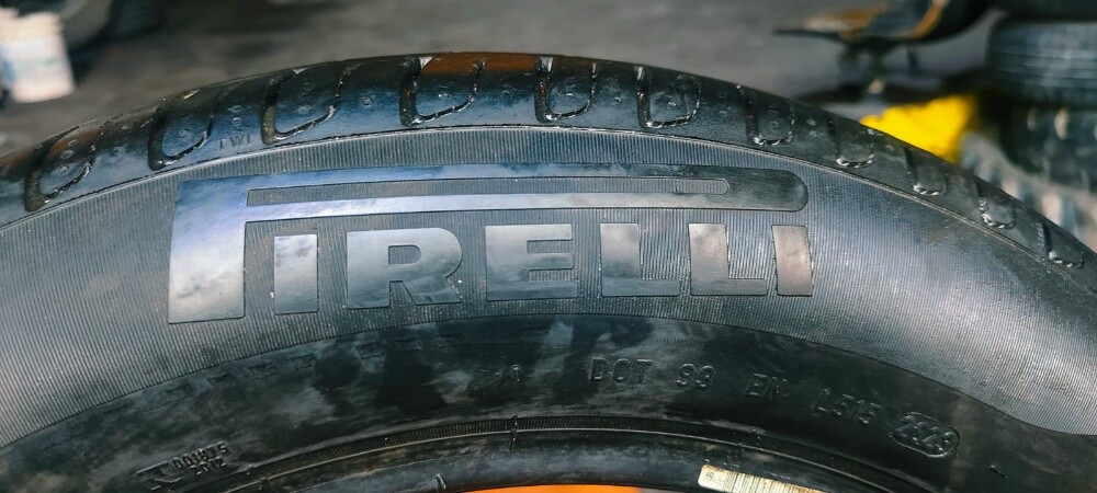 225/55R17 - 5