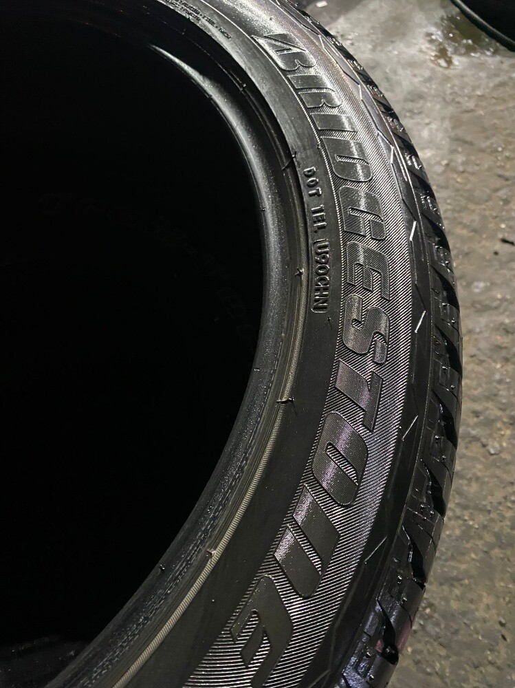 285/45/22" Bridgeston brand - 5