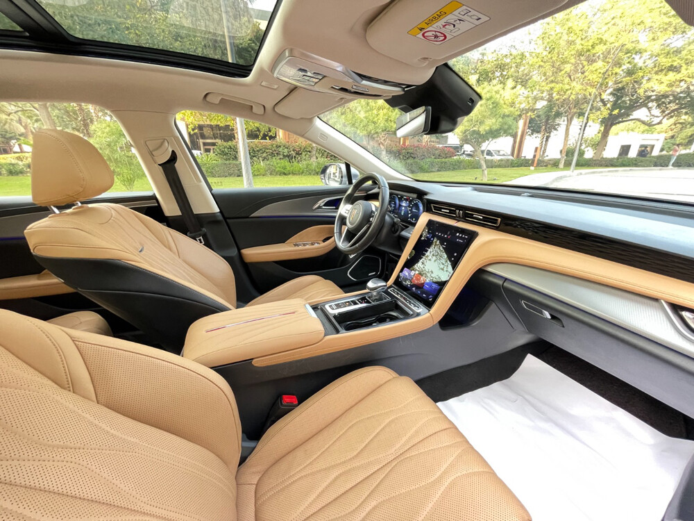 Hongqi Ousado 2024 40TD — photo 12 for sale in Qatar