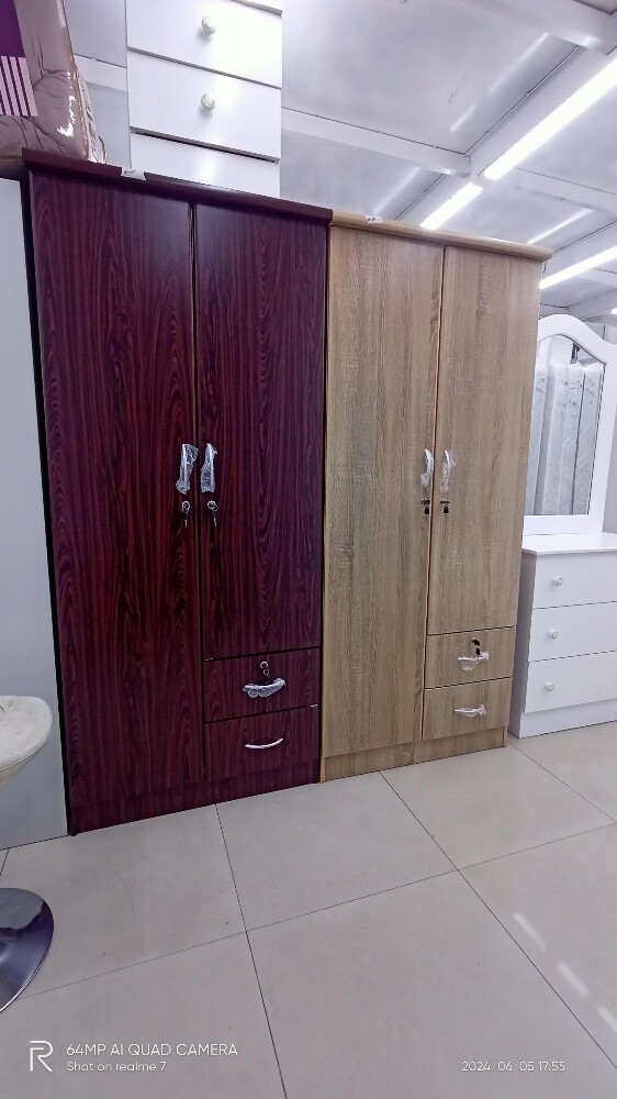 2 door cabinet - 6