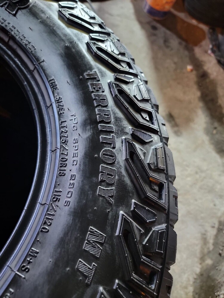 275/70/18 Good Year Tyre, U.S.A - 6