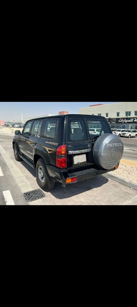 نيسان سفاري 2007 اسود - 10