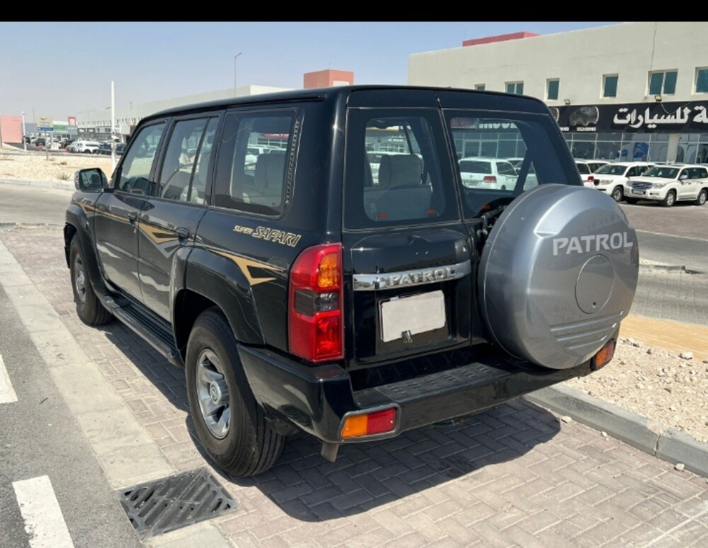 نيسان سفاري 2007 اسود - 9