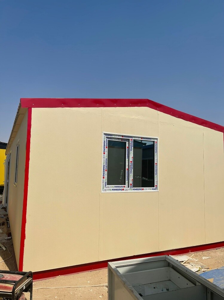 Two-room cabin with bathroom - 1