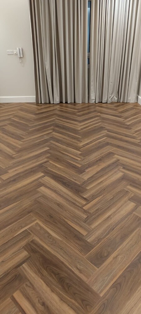 curtains sofa carpet parquet - 22