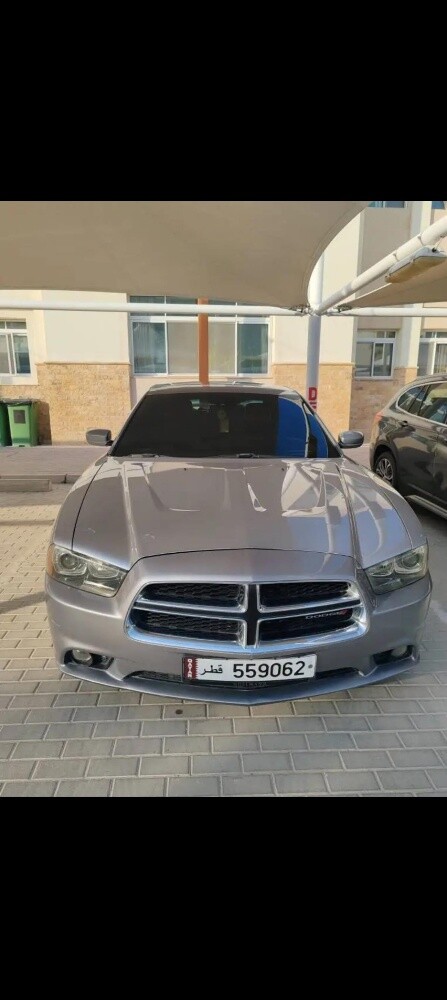 Clean Dodge Charger R/T 5.7 V8 - 3