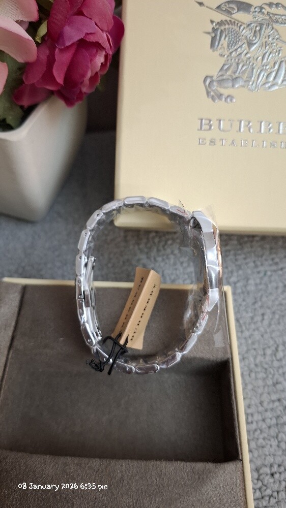 SOLD Burberry watch new - 7