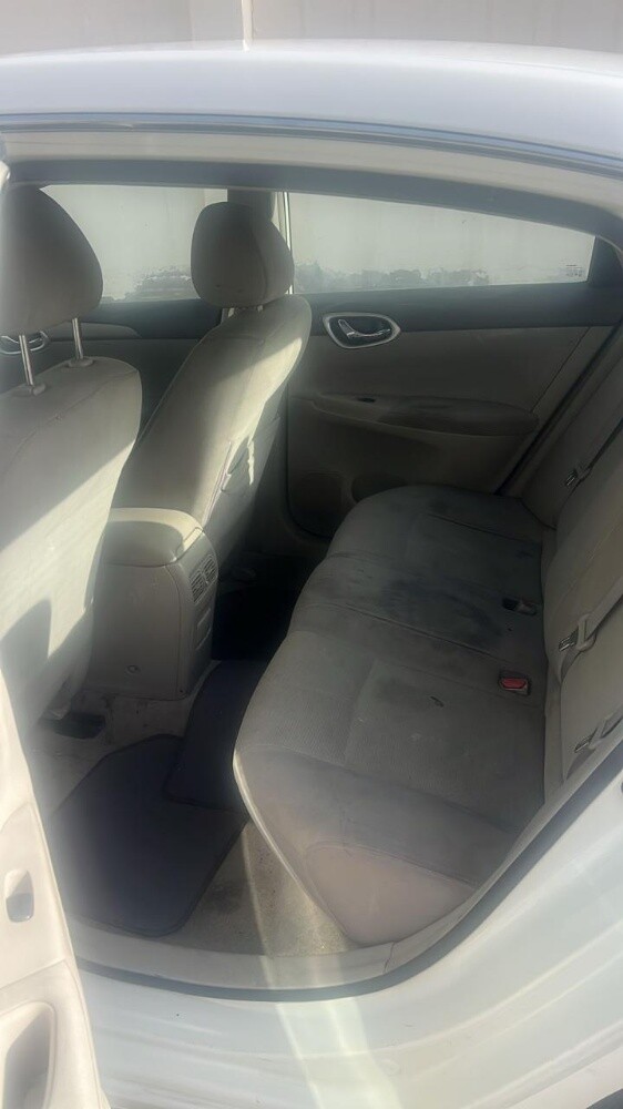 Nissan Sentra Good condition model 2016 and contact number 71719780 - 5