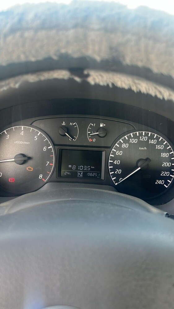 Nissan Sentra Good condition model 2016 and contact number 71719780 - 8