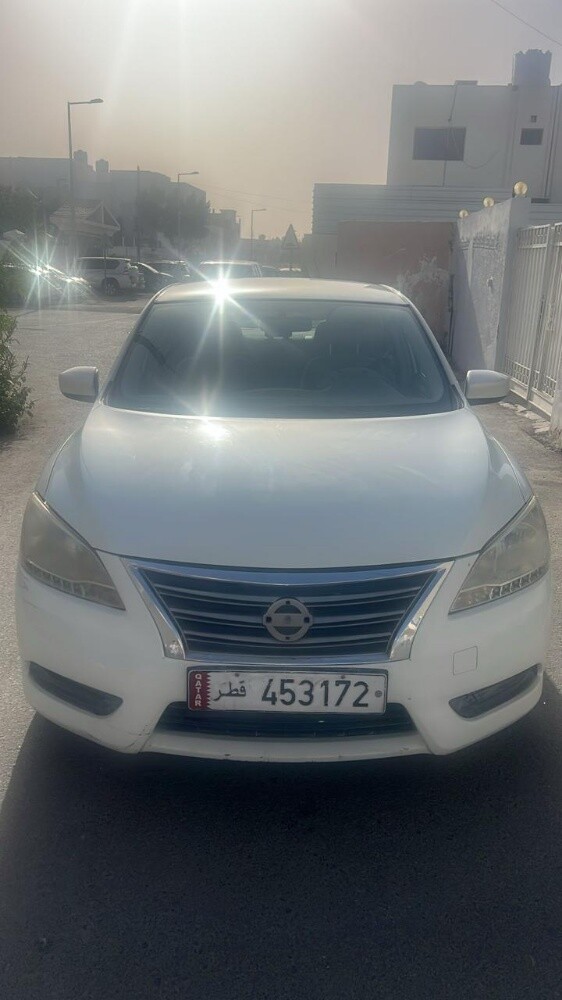 Nissan Sentra Good condition model 2016 and contact number 71719780 - 1