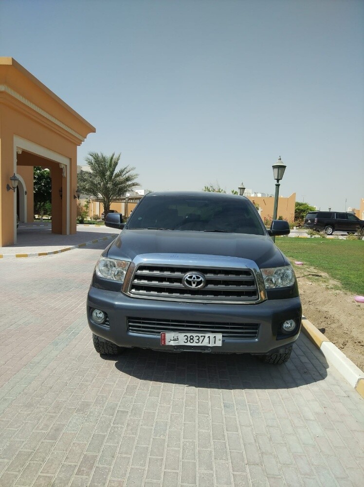2009 Toyota Sequoia Excellent Condi - 8