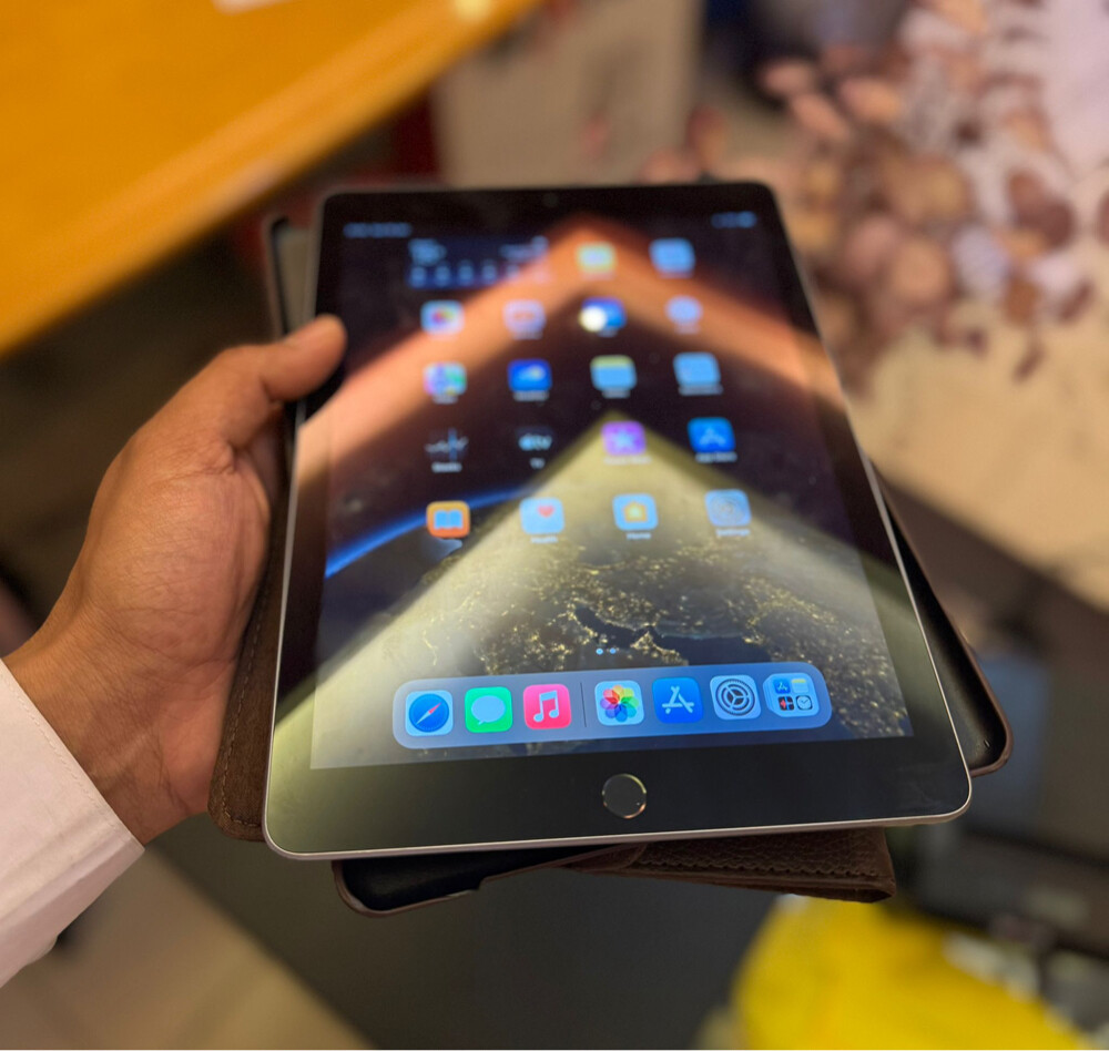 ipad 6th generation USA original  - 2