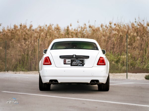 Rolls Royce Ghost - 8
