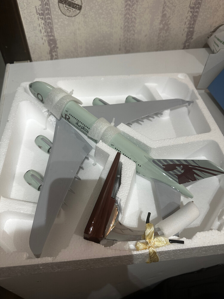 موديل طيارة لطيران القطرية  - 3