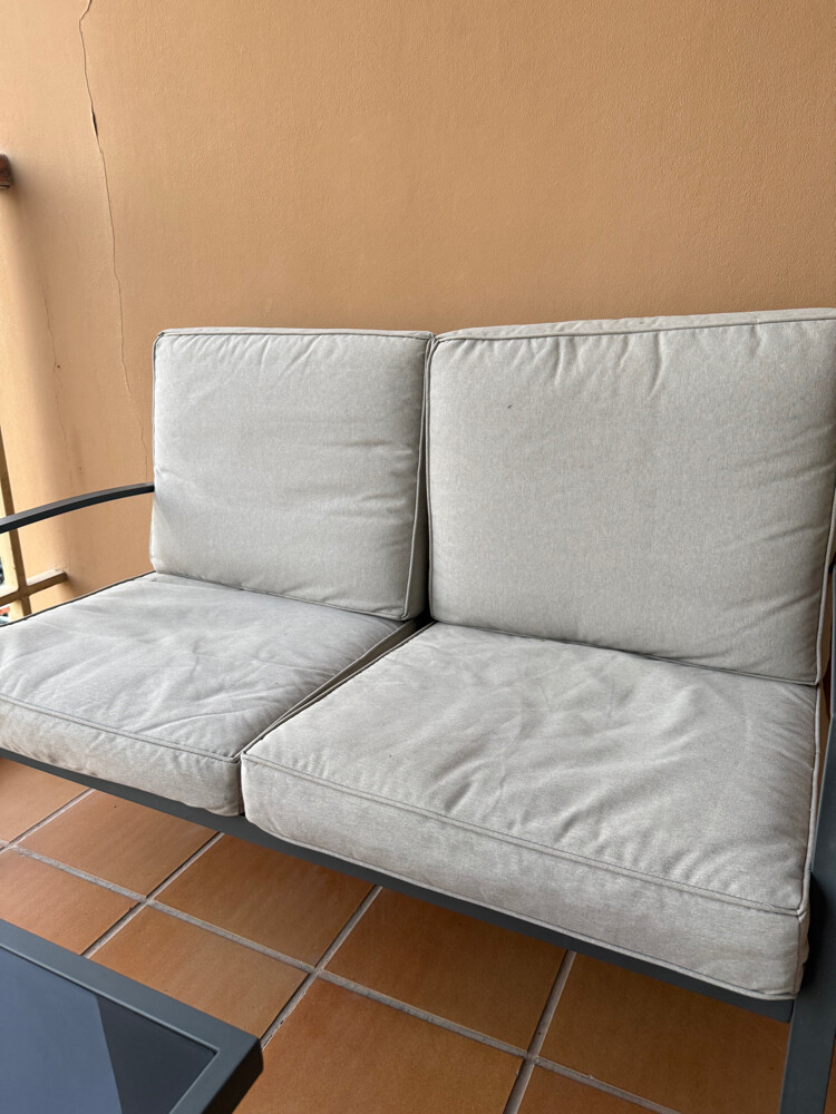 outdoor seating - 3