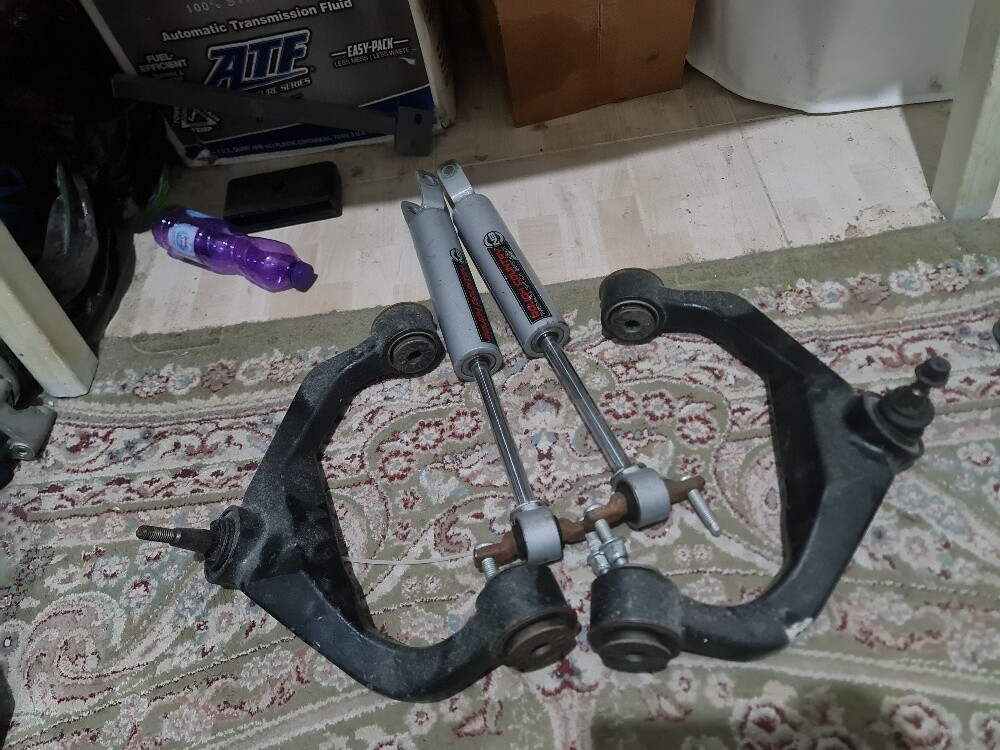 سسبنشن امامي لجمس ٢٥٠٠ اتش دي - 1