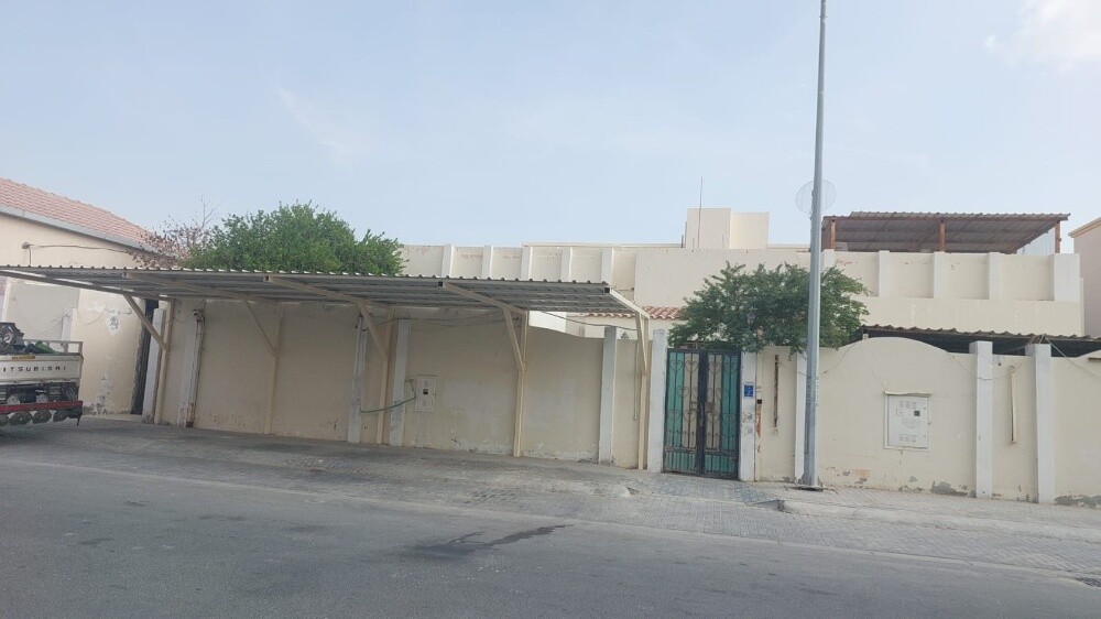 للبيع بيت بالدحيل - 2