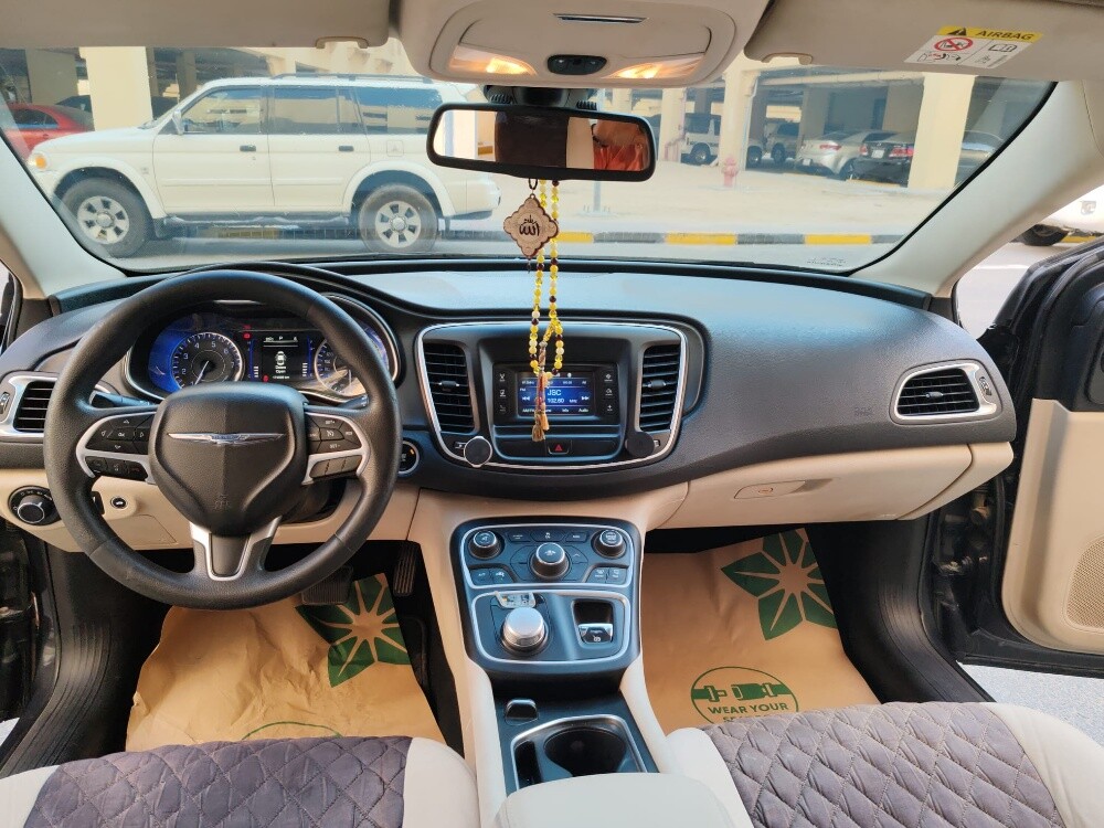 كرايسلر سي ٢٠٠ - 15