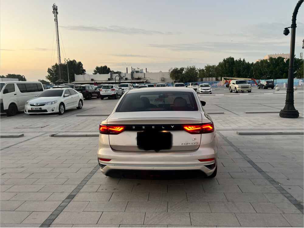 جيلي إم جراند - 8