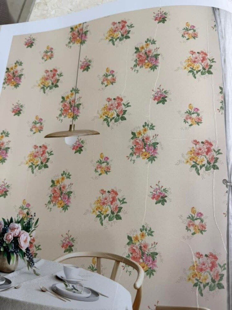 carpet wallpaper curtain fixing - 3