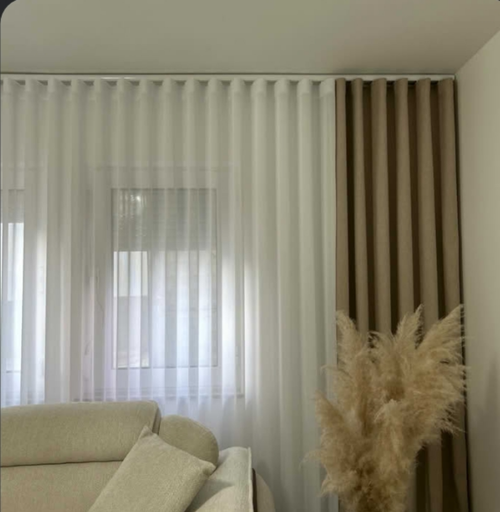 carpet wallpaper curtain fixing - 10