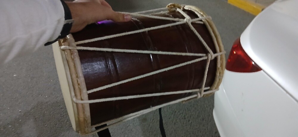 it a drum - 1