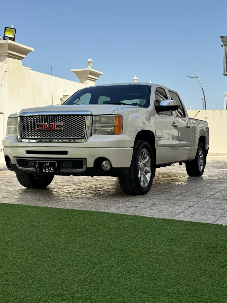 Gmc Denali — photo 6 for sale in Qatar