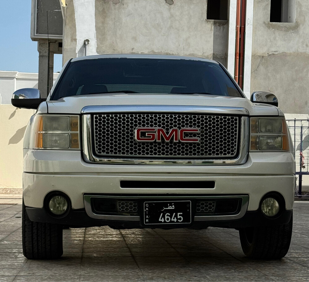 Gmc Denali — photo 1 for sale in Qatar