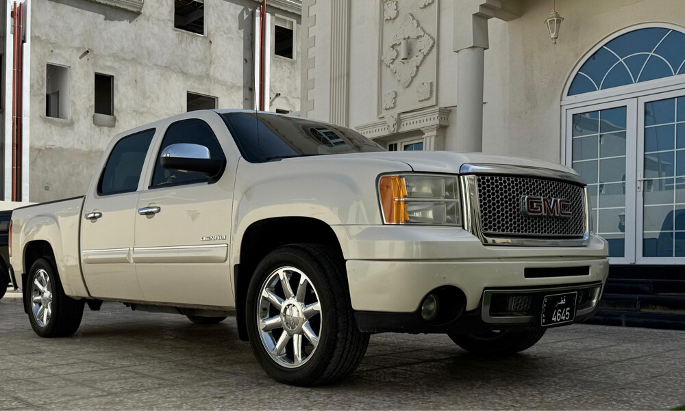 Gmc Denali — photo 3 for sale in Qatar