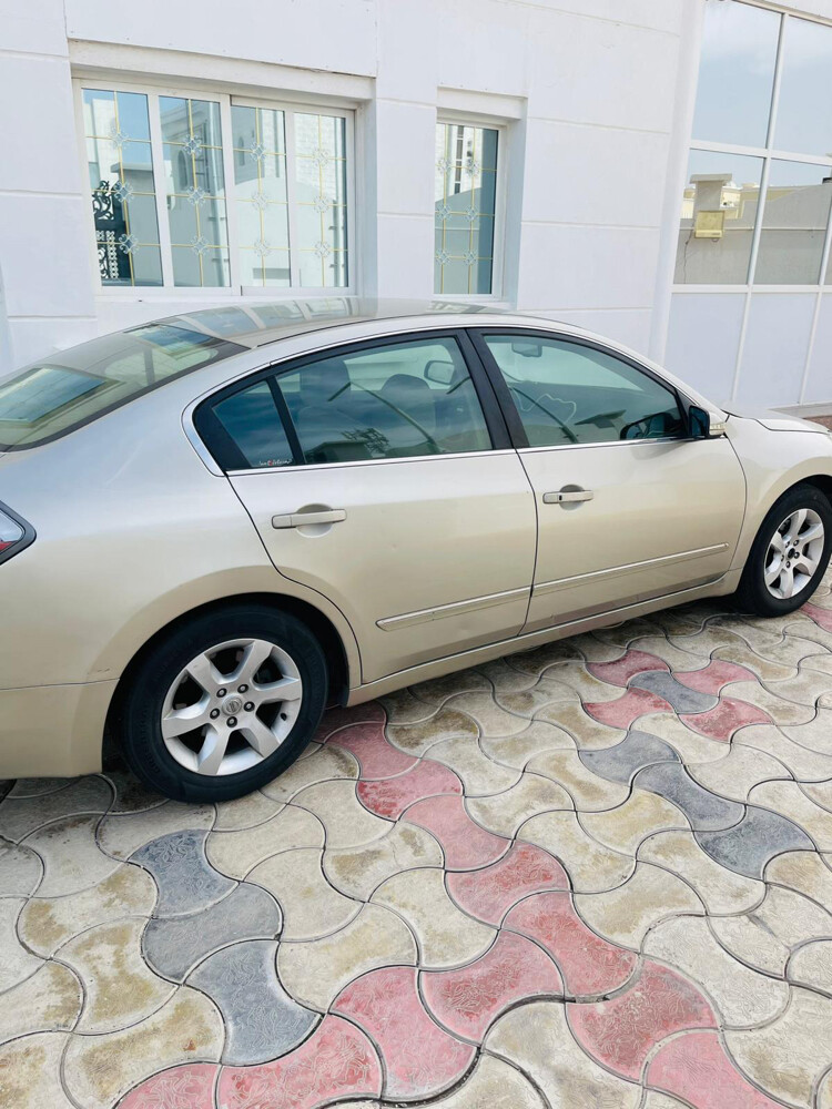 Nissan Altima 2009 — photo 3 for sale in Qatar