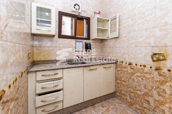 ١٧ فيلا في مجمع سكني للموظفين - 16