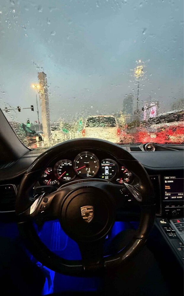 بورش بونيميرا 2013 - 1