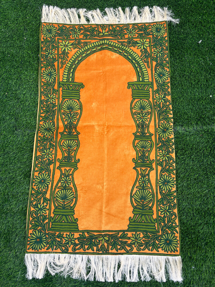 handmade kashmiri prayer mats  - 15
