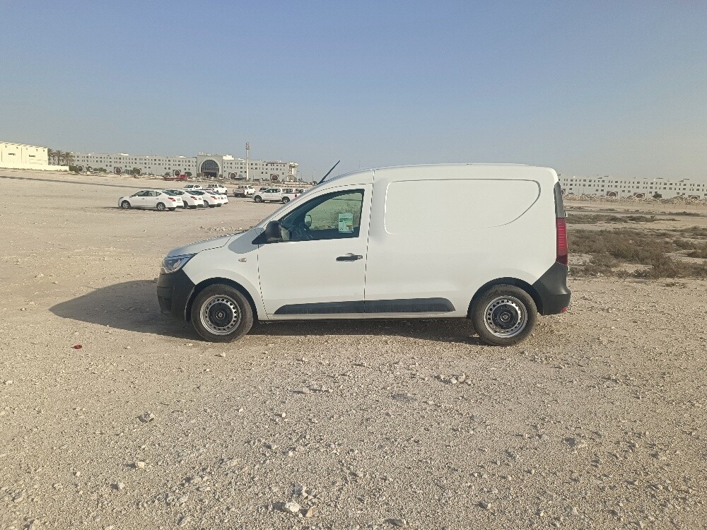 Renault dokker 2023 — photo 2 for sale in Qatar