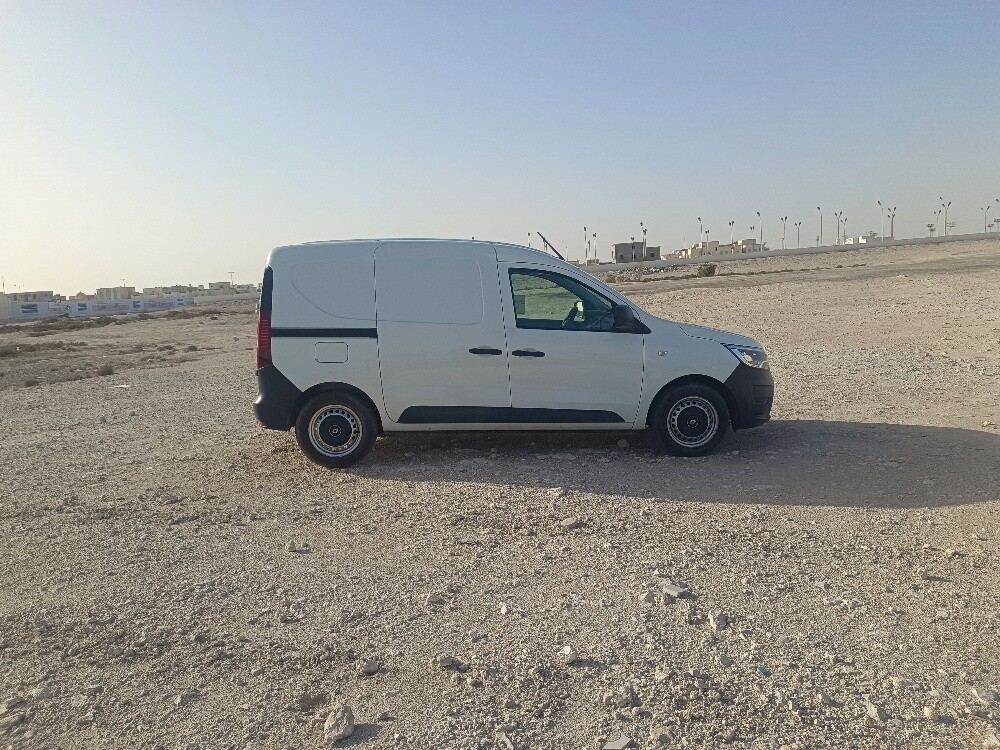 Renault dokker 2023 — photo 4 for sale in Qatar