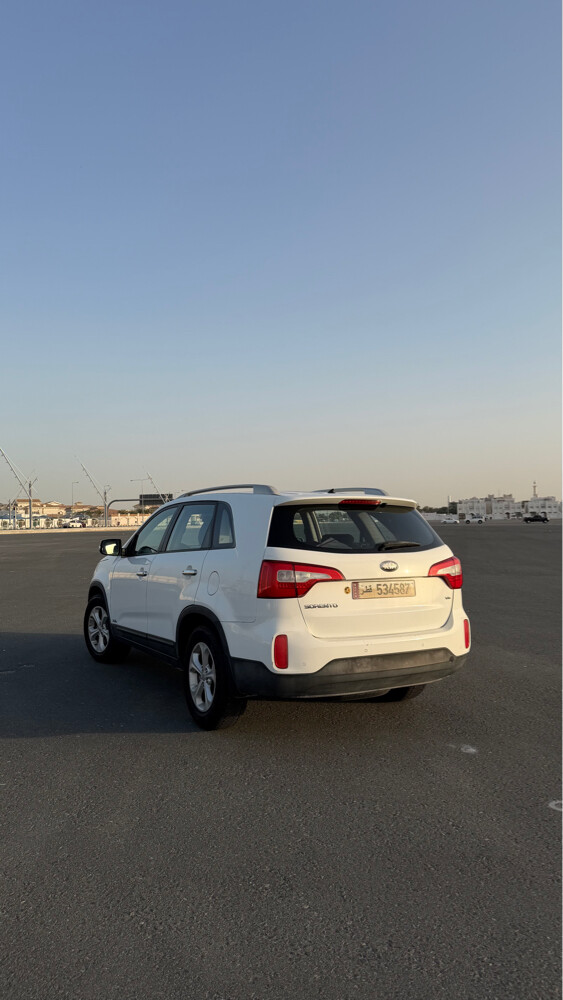 kia sorento — photo 2 for sale in Qatar