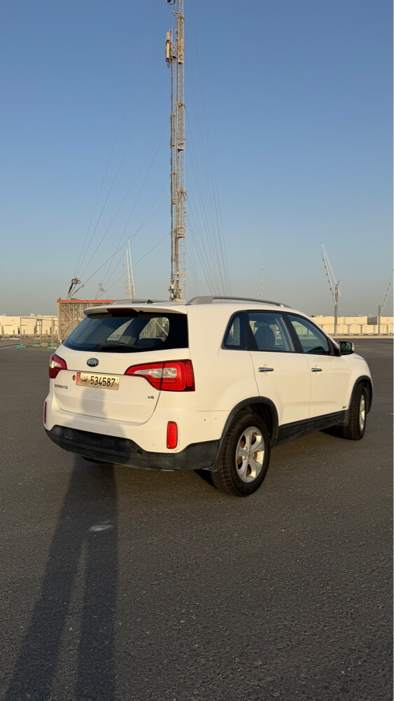 kia sorento — photo 3 for sale in Qatar