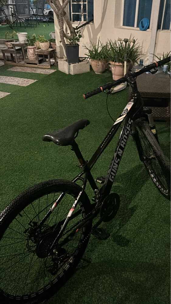Black and red bike - 2