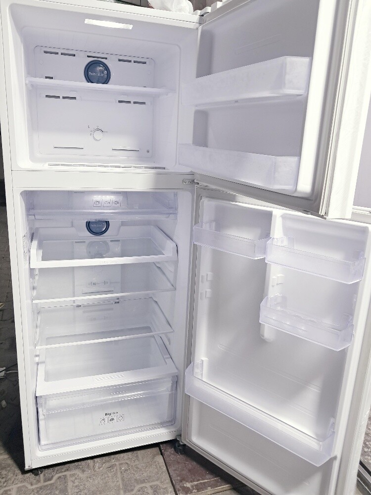 Big size Refrigerator Sale. - 14