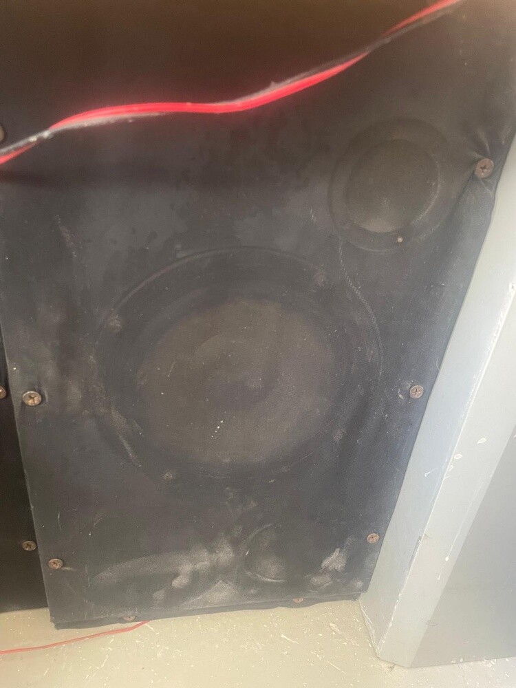 Speaker - 8