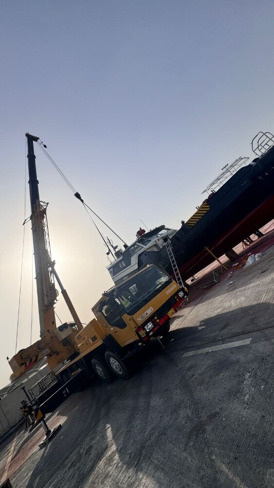 crane for rent contact 5593 6004 - 2