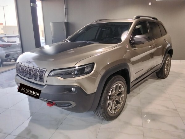 JEEP CHEROKEE FOR SALE 2020 — photo 1 for sale in Qatar