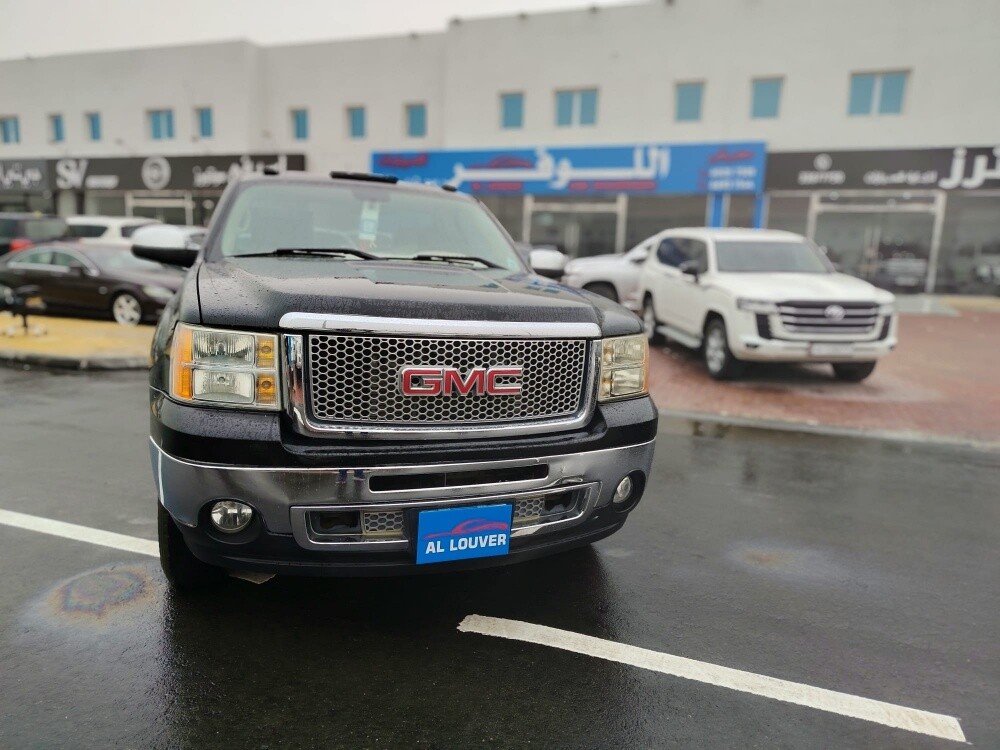 GMC Sierra — photo 9 for sale in Qatar