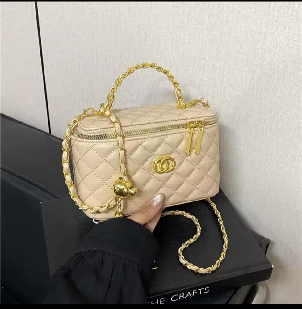 Hands Bags - 4