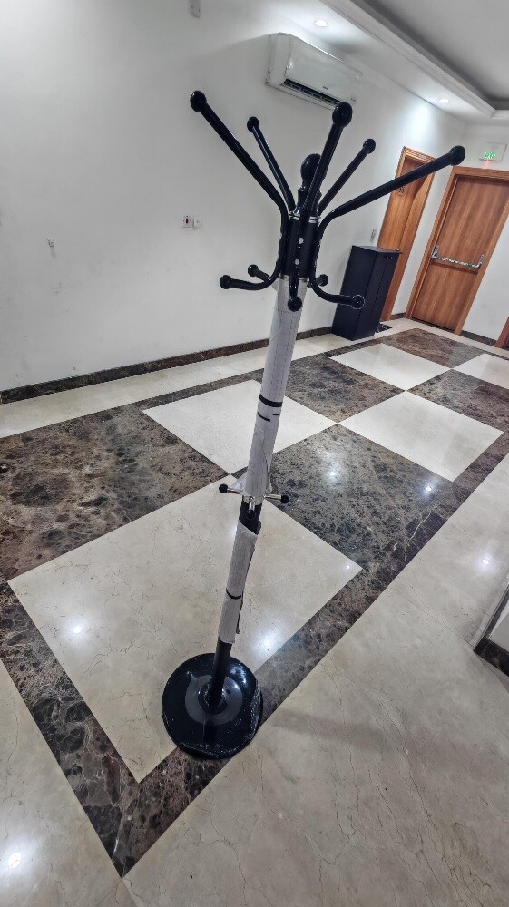 Clothes Hang Stand for Abaya - 1